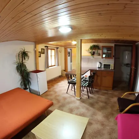 U Studanky Lodge *